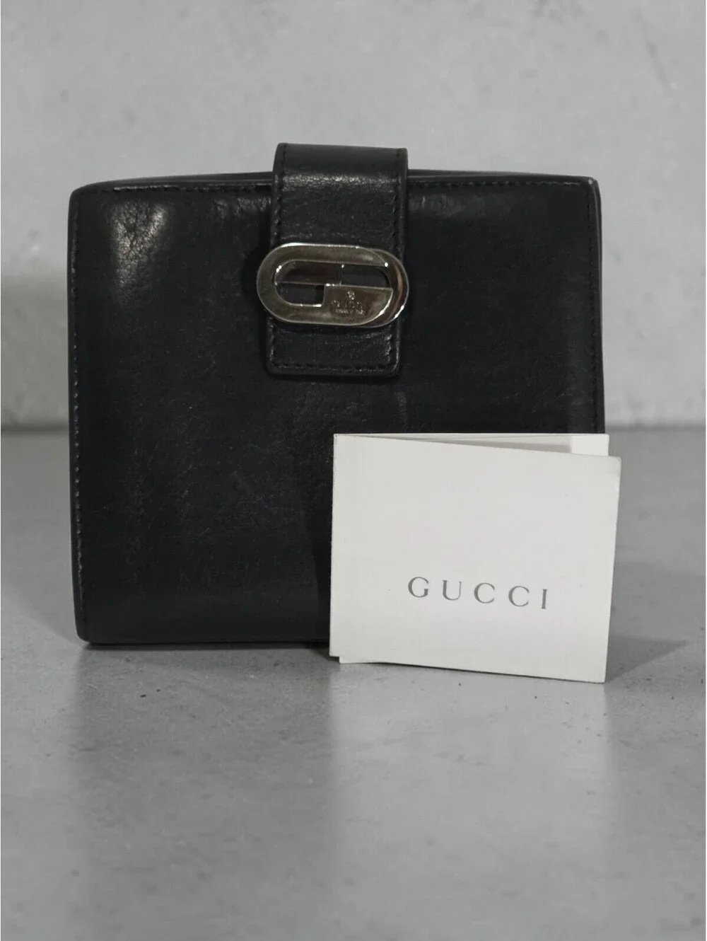 Authentic Gucci Vintage Black Leather Bifold Wallet - Silver Hardware